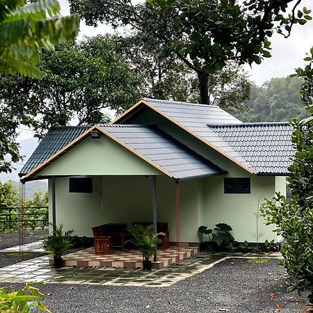 Royal Mount Inn Resorts Paithalmala Extérieur photo